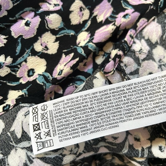 MANGO floral button up v-neck blouse size L - Picture 14 of 15